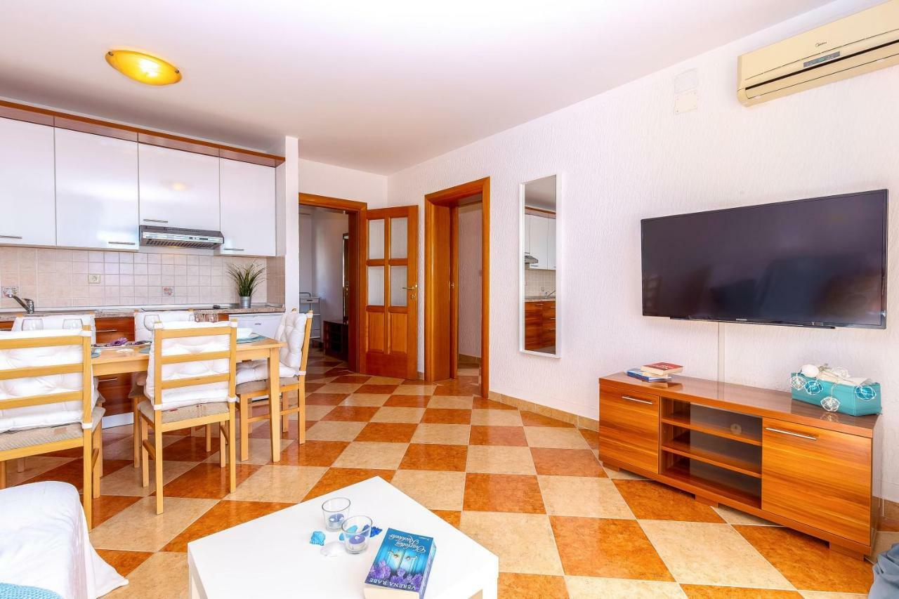 Apartments Villa Maria Crikvenica Εξωτερικό φωτογραφία