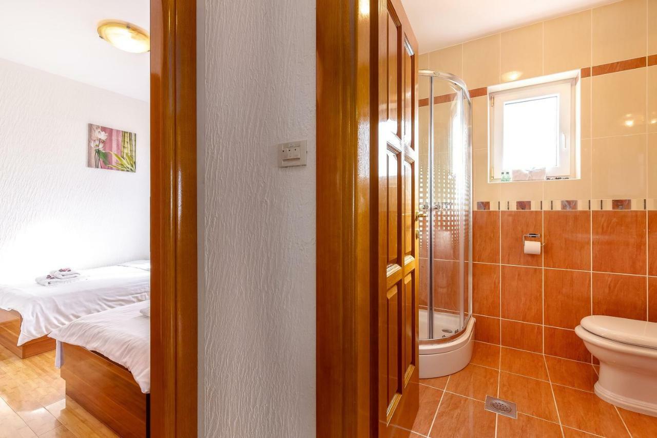 Apartments Villa Maria Crikvenica Εξωτερικό φωτογραφία